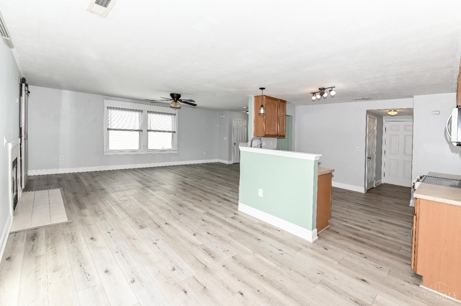 1016 Canterbury Lane
