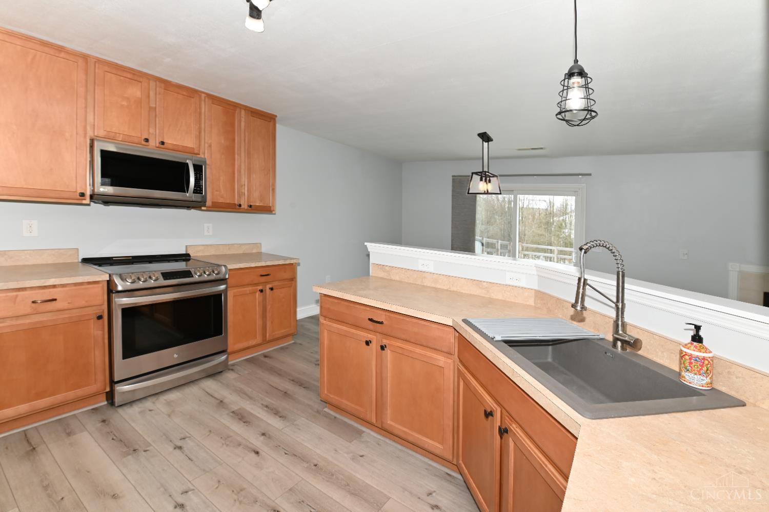 1016 Canterbury Lane
