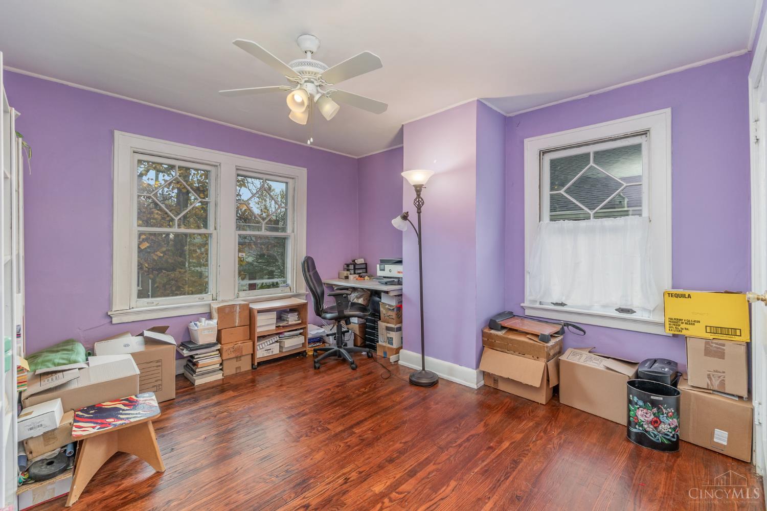 3954 Glencross Avenue