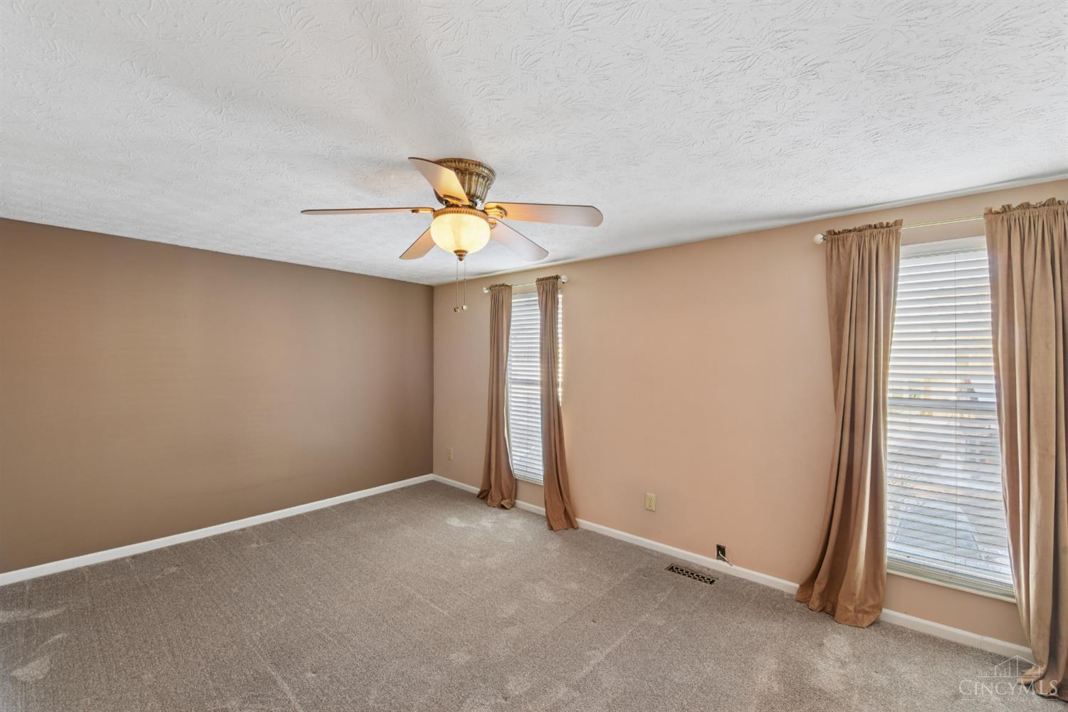 3030 Stratford Court 122