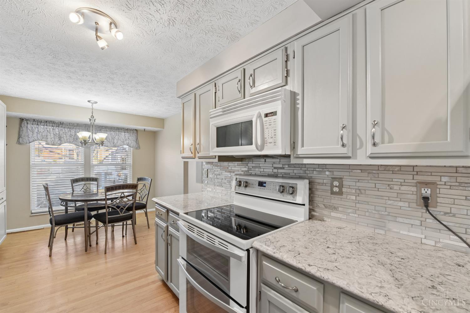 3030 Stratford Court 122