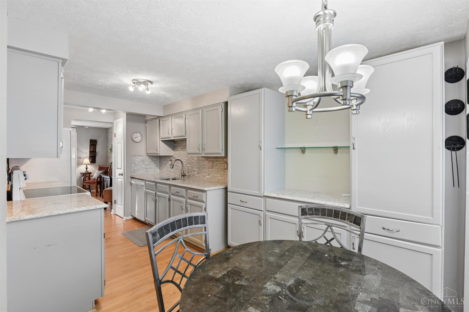 3030 Stratford Court 122