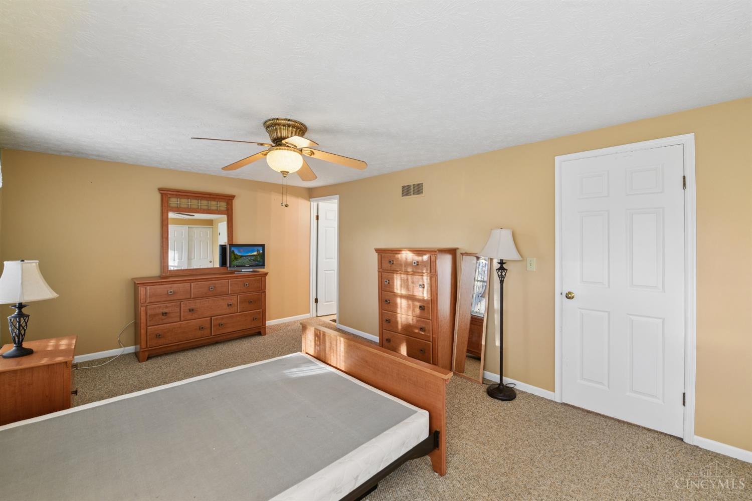 3030 Stratford Court 122