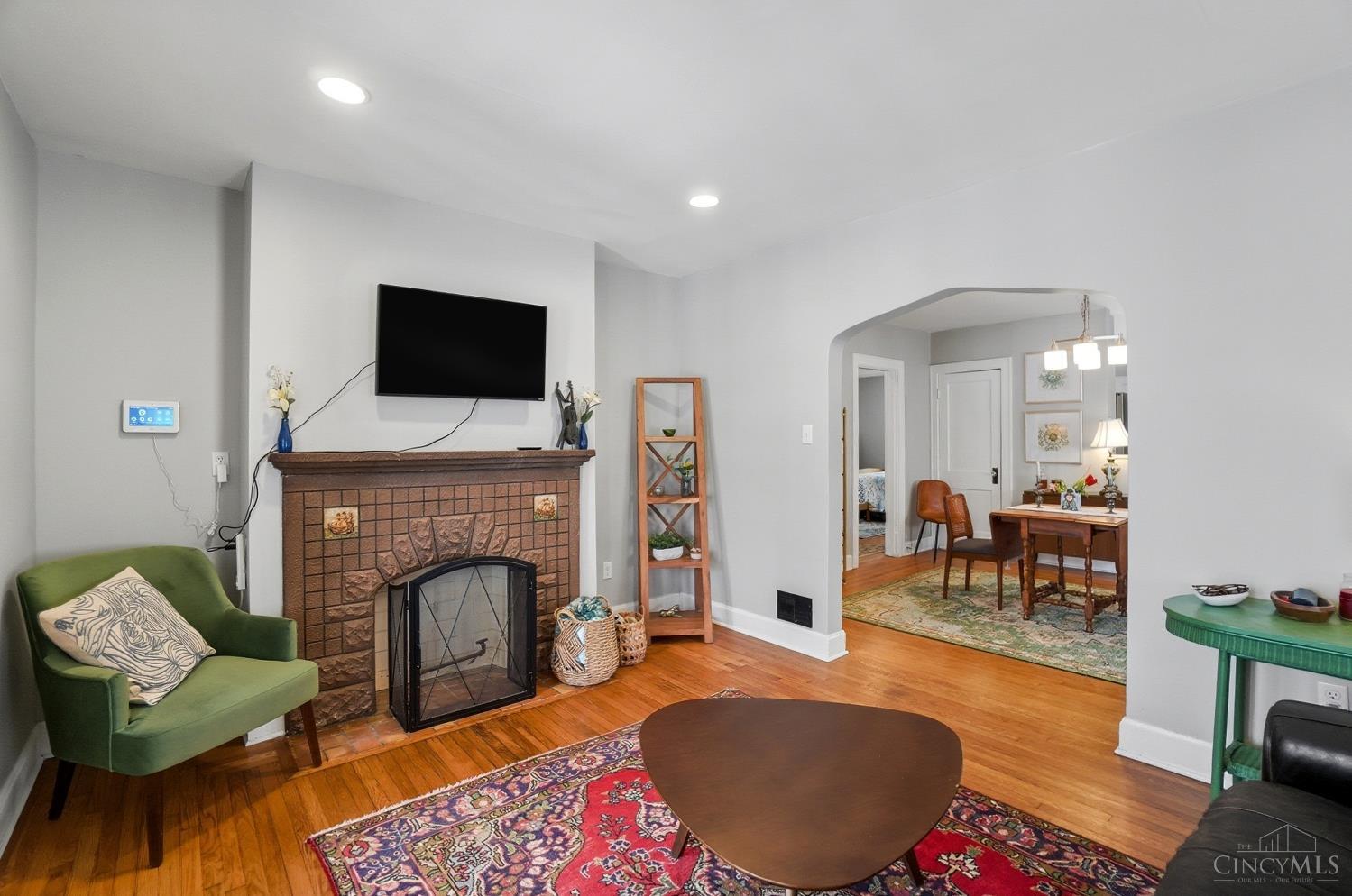 1945 Lawn Avenue