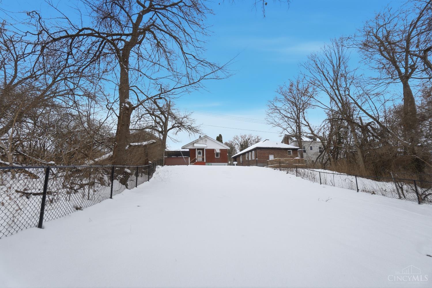 1945 Lawn Avenue