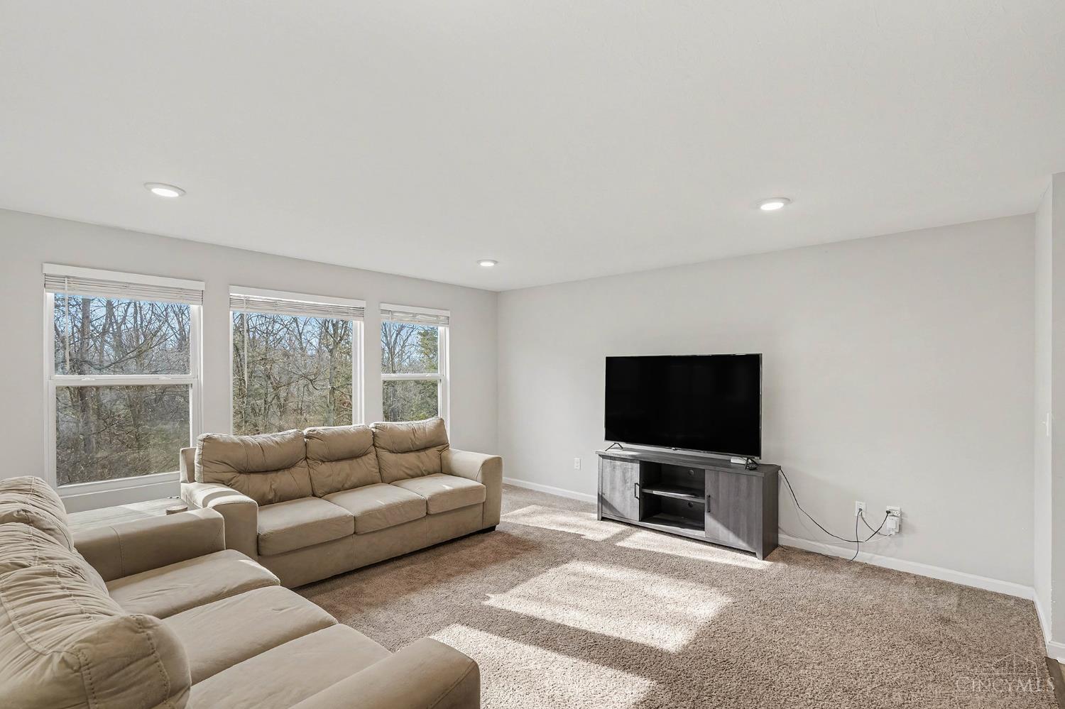 2115 Crossridge Drive