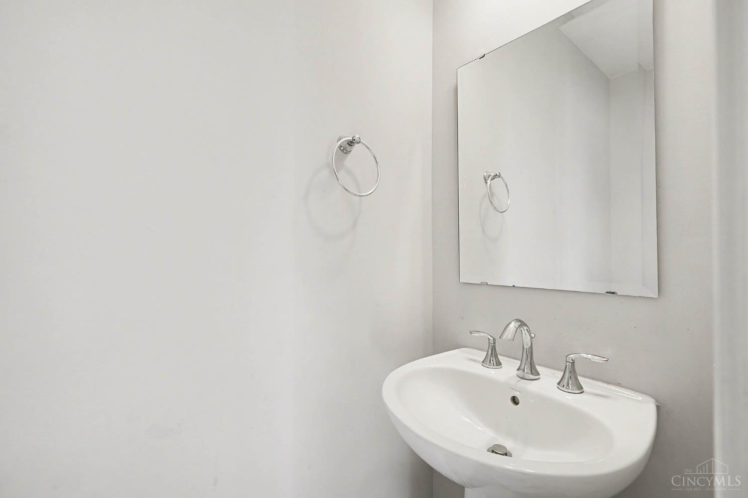 2115 Crossridge Drive