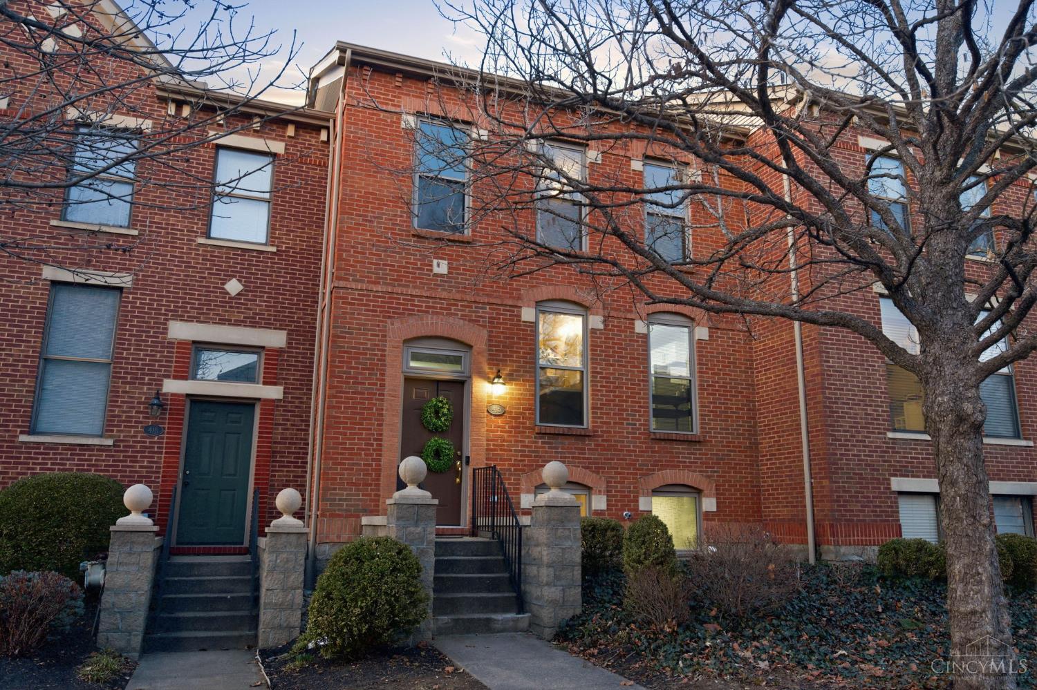 416 Old Court Street