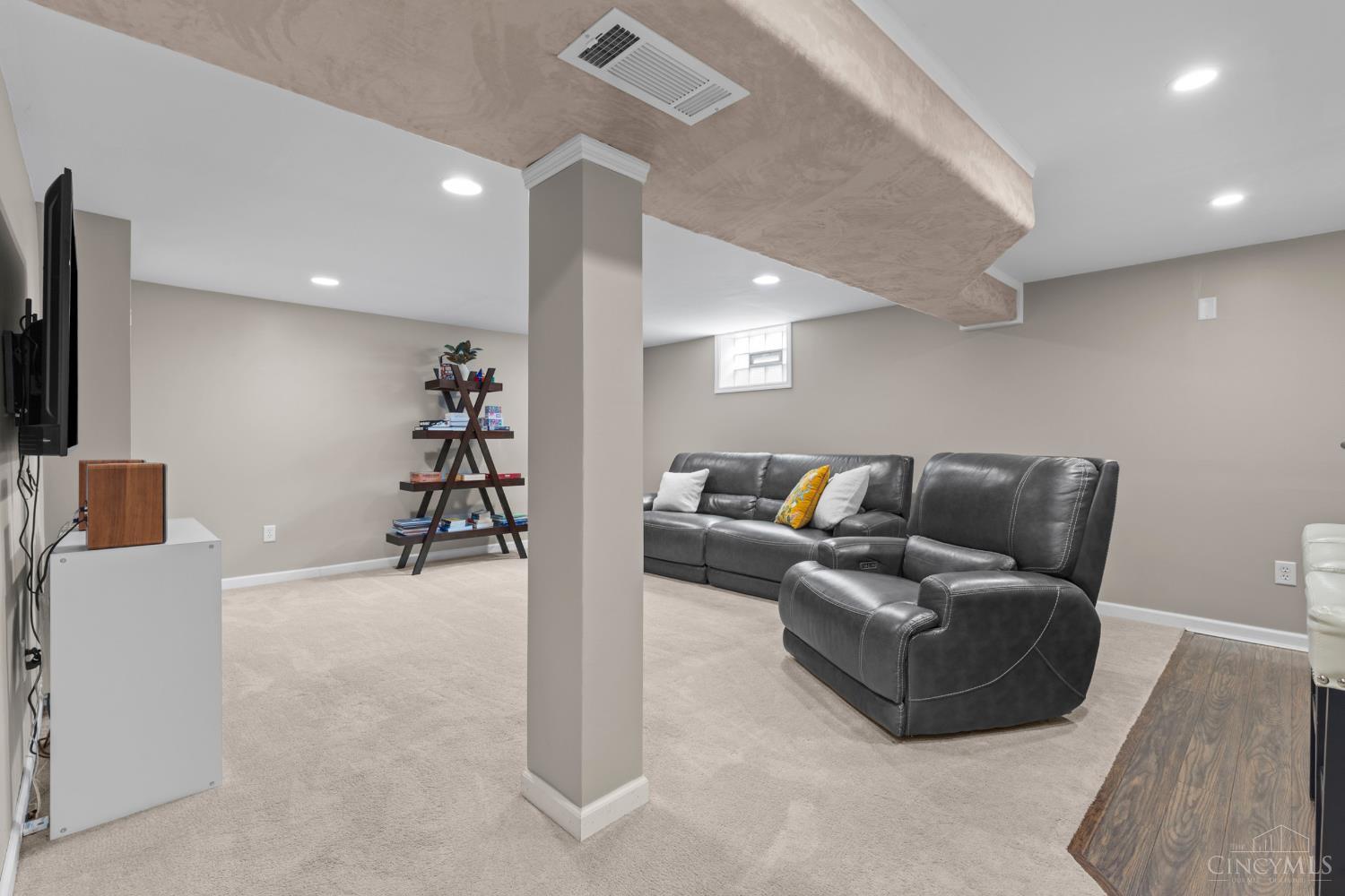 1231 Meriweather Avenue