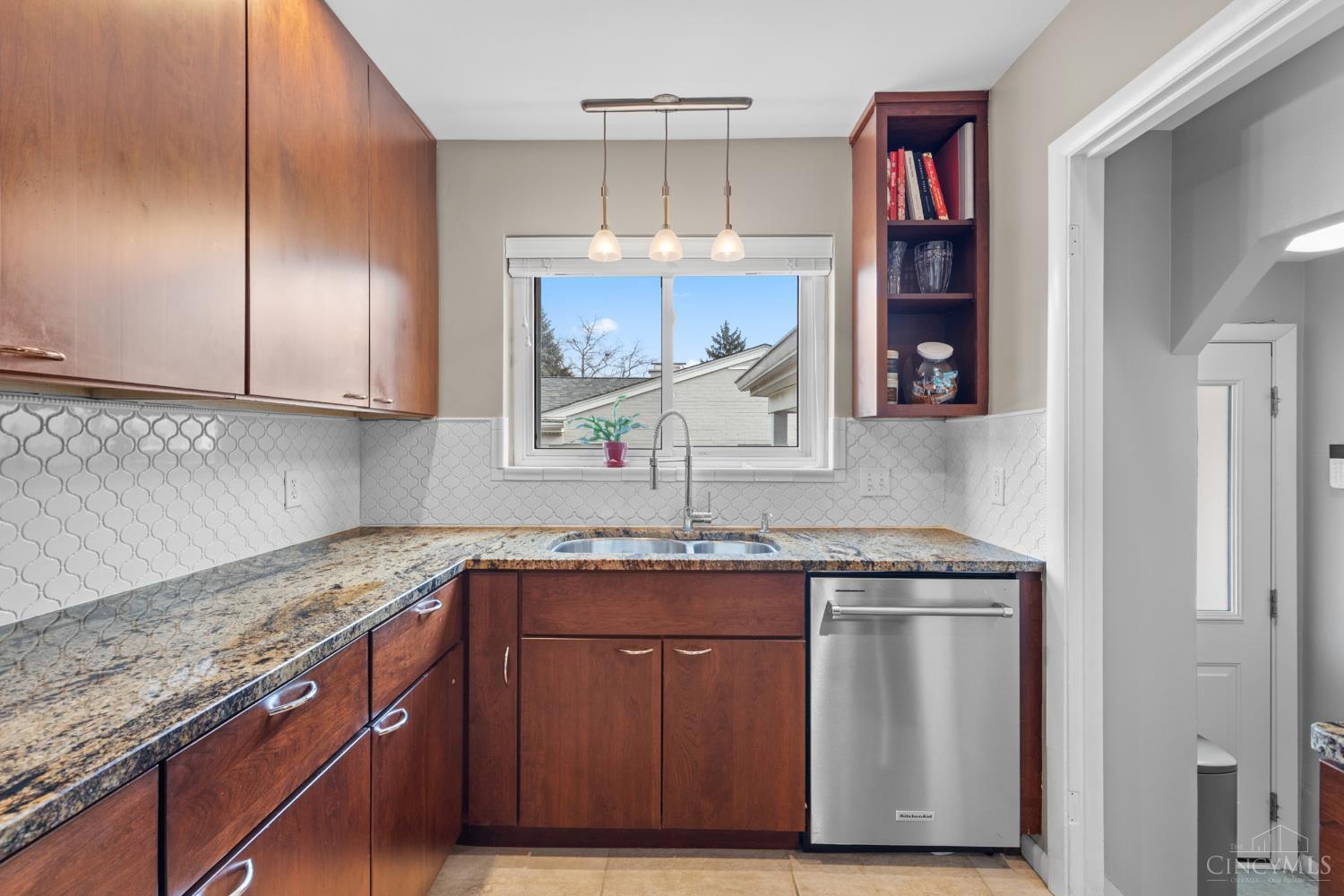 1231 Meriweather Avenue