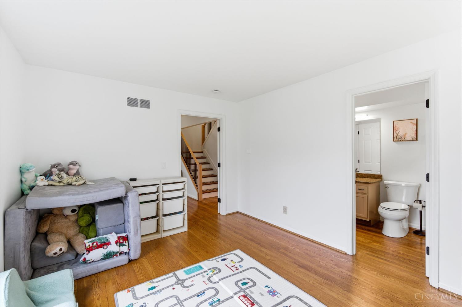 9933 Hampstead Court