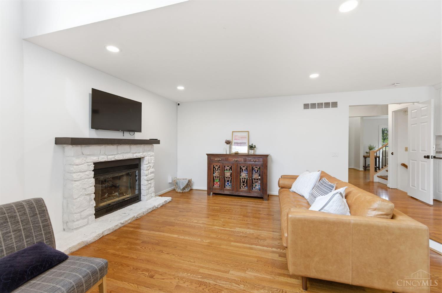 9933 Hampstead Court