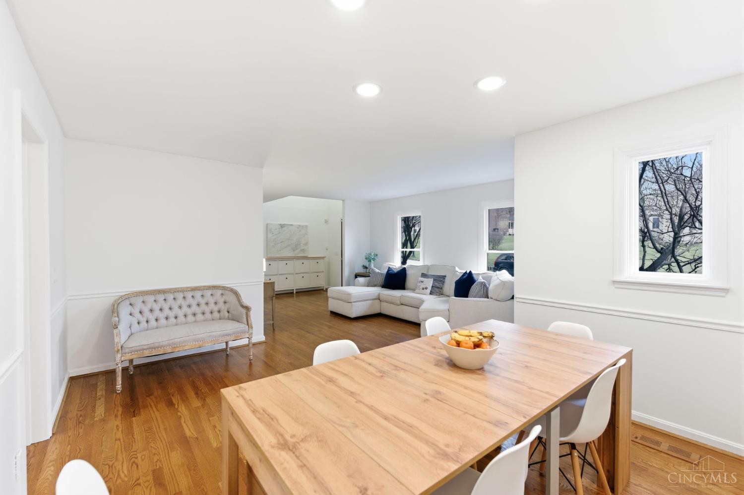 9933 Hampstead Court