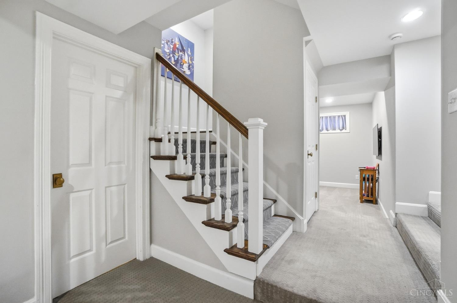 6617 Mariemont Avenue