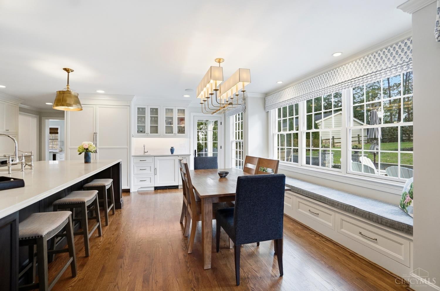 6617 Mariemont Avenue