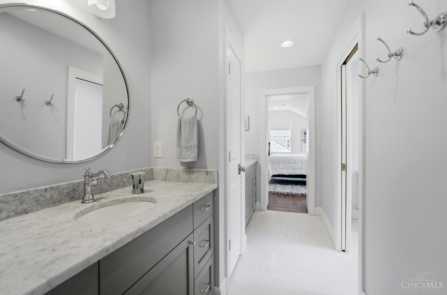 6617 Mariemont Avenue