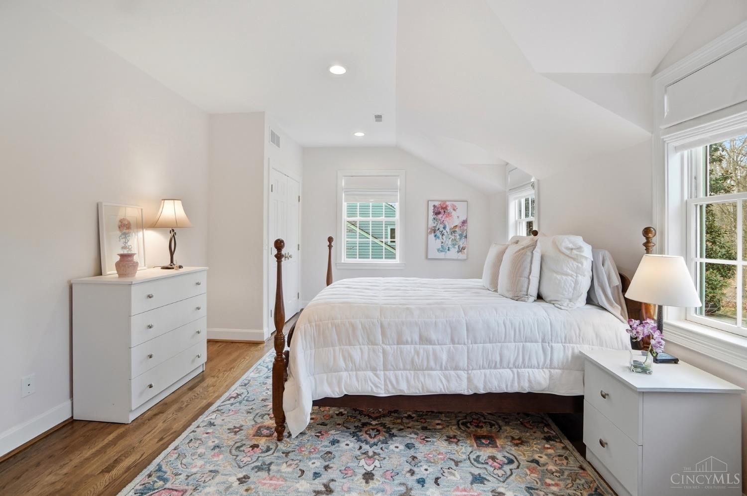 6617 Mariemont Avenue