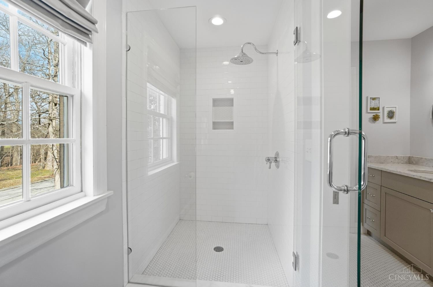 6617 Mariemont Avenue