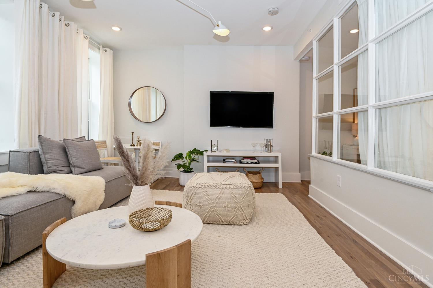 11 E Court Street 201