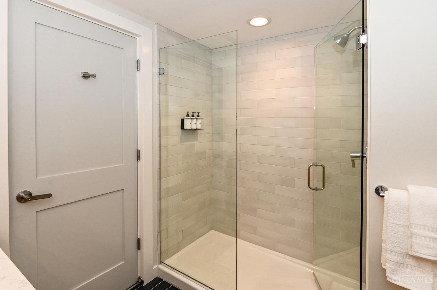 11 E Court Street 201