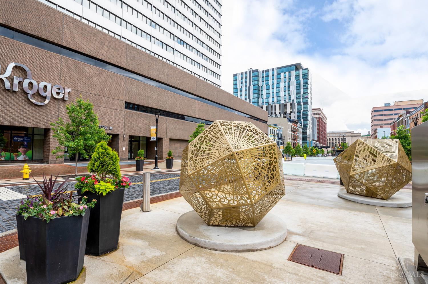 11 E Court Street 201