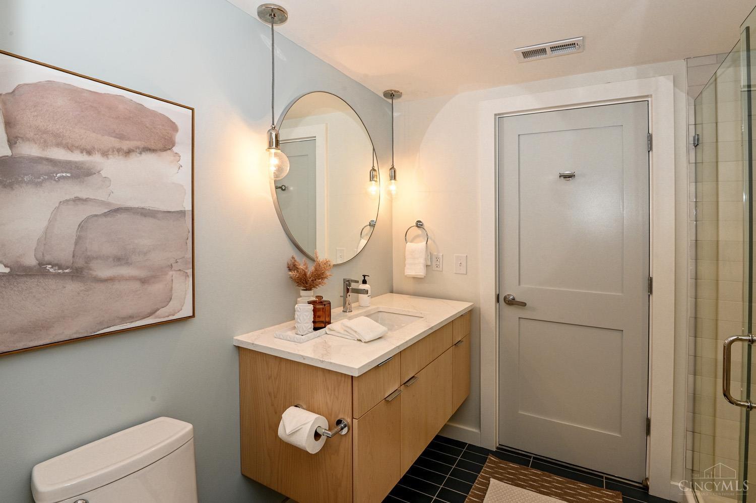 11 E Court Street 201