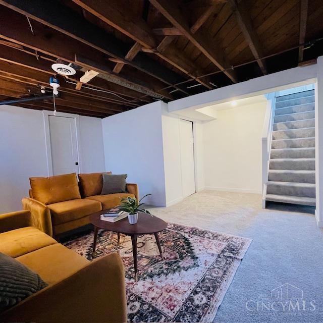 6211 Mayflower Avenue