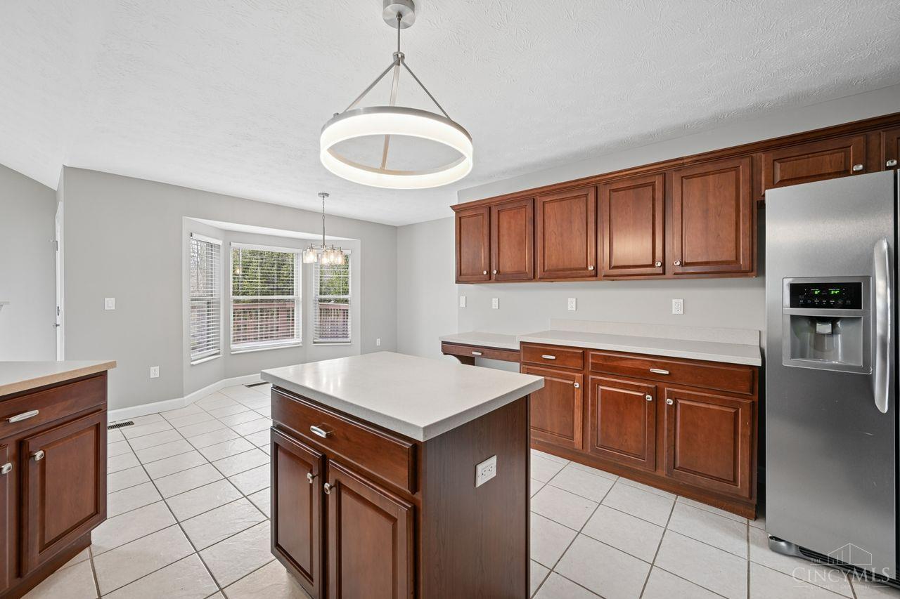 3653 Legend Oaks Drive