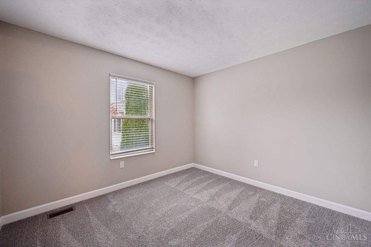 3653 Legend Oaks Drive