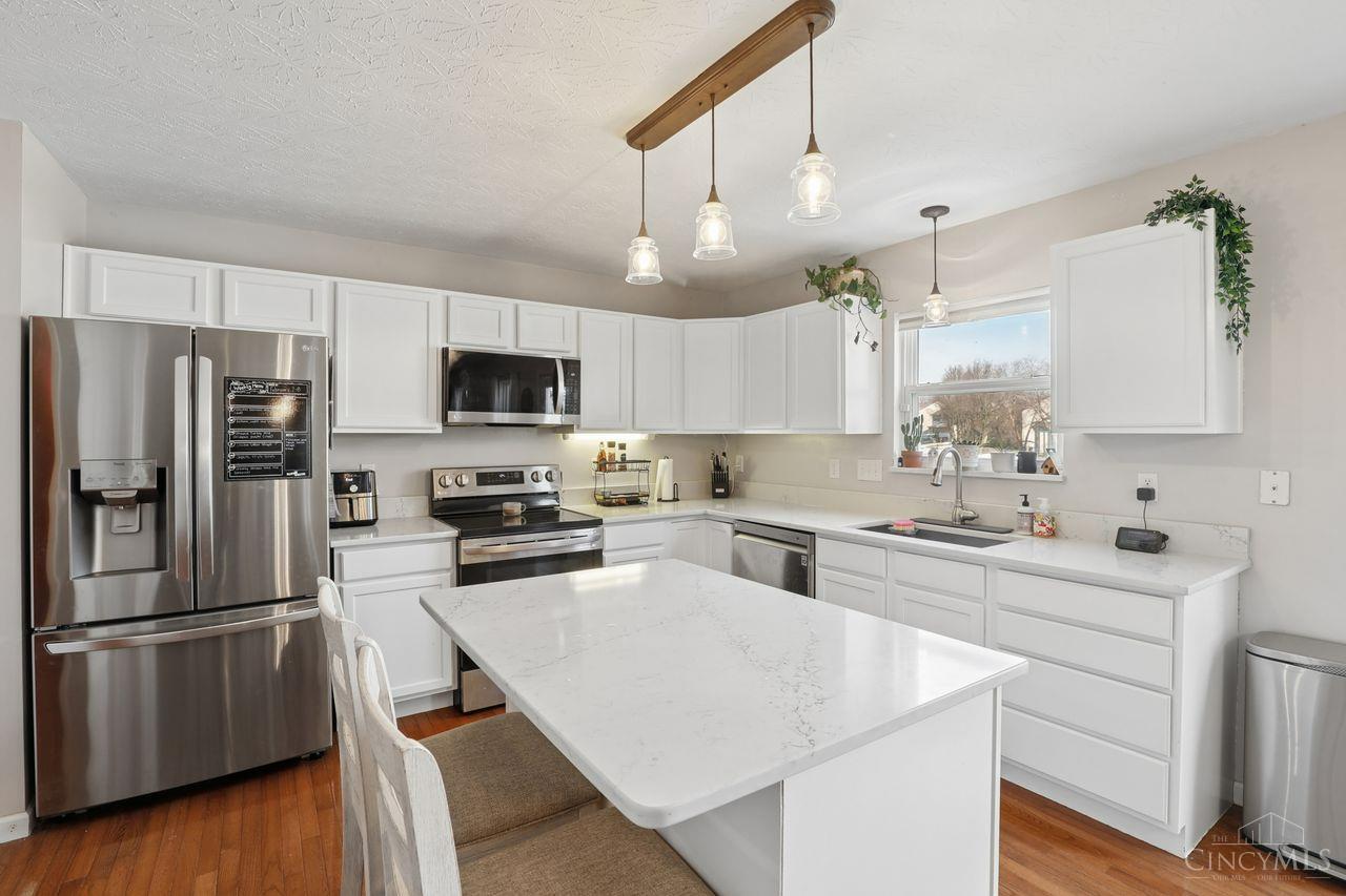5900 Driftwood Court