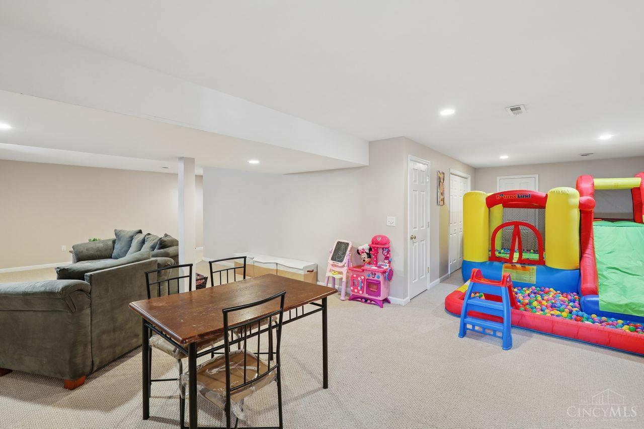 5900 Driftwood Court