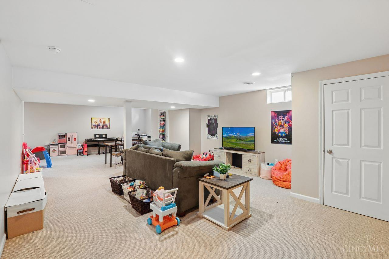 5900 Driftwood Court