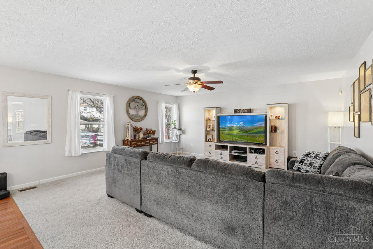 5900 Driftwood Court
