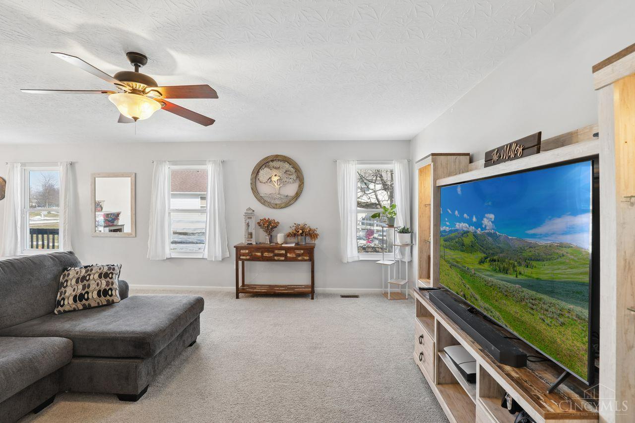 5900 Driftwood Court