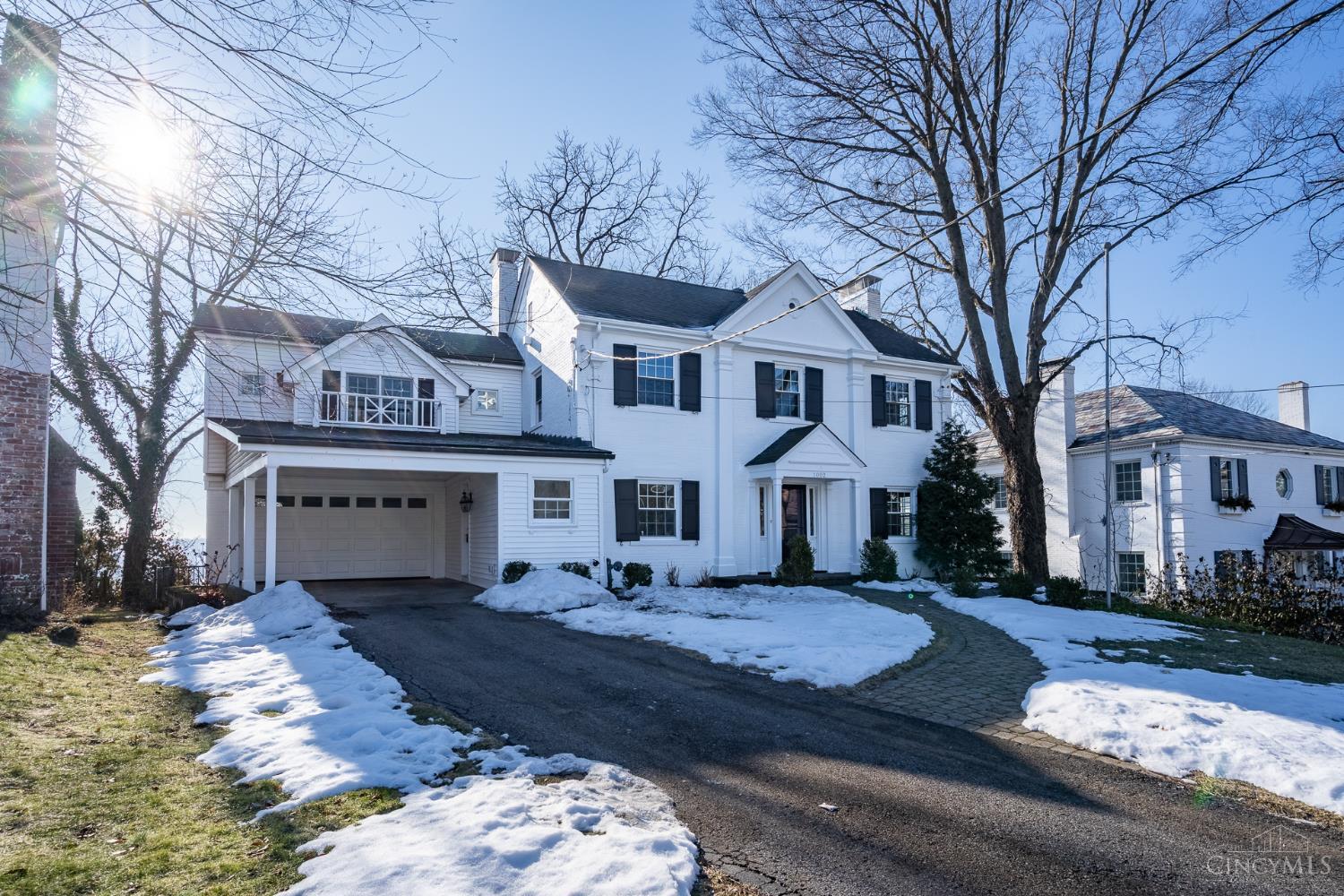 1002 Richwood Circle