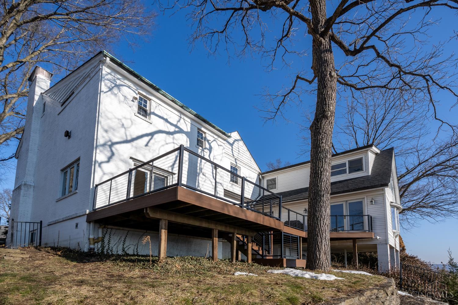 1002 Richwood Circle