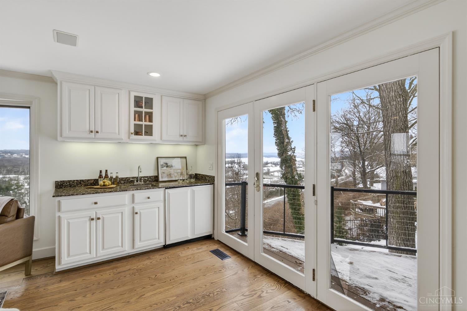 1002 Richwood Circle