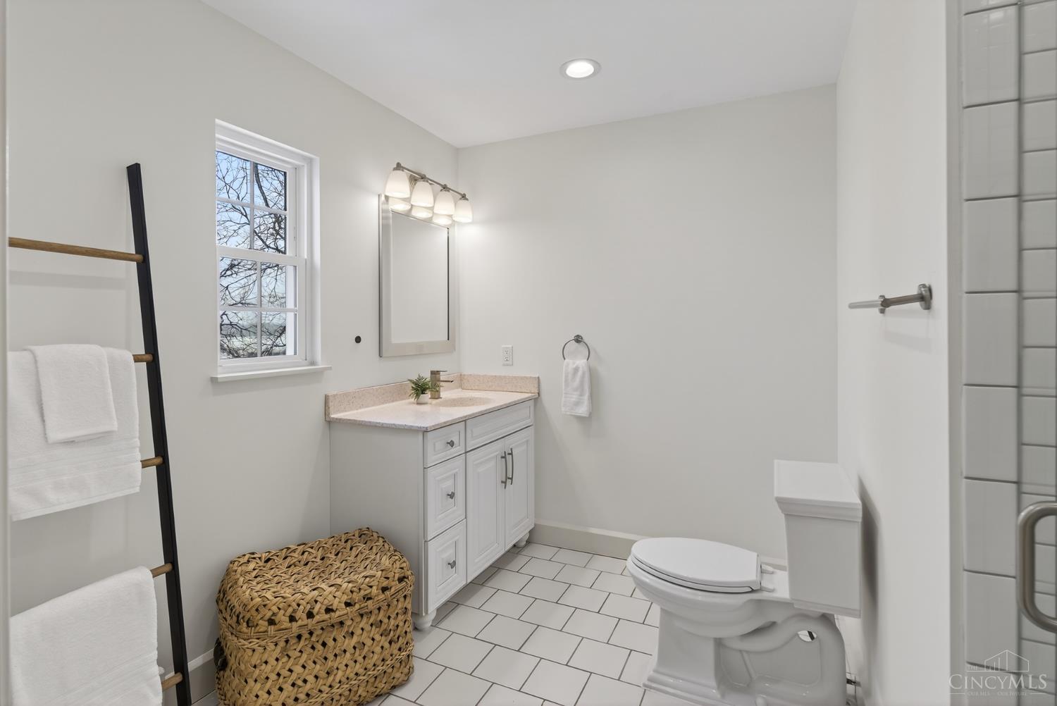 1002 Richwood Circle