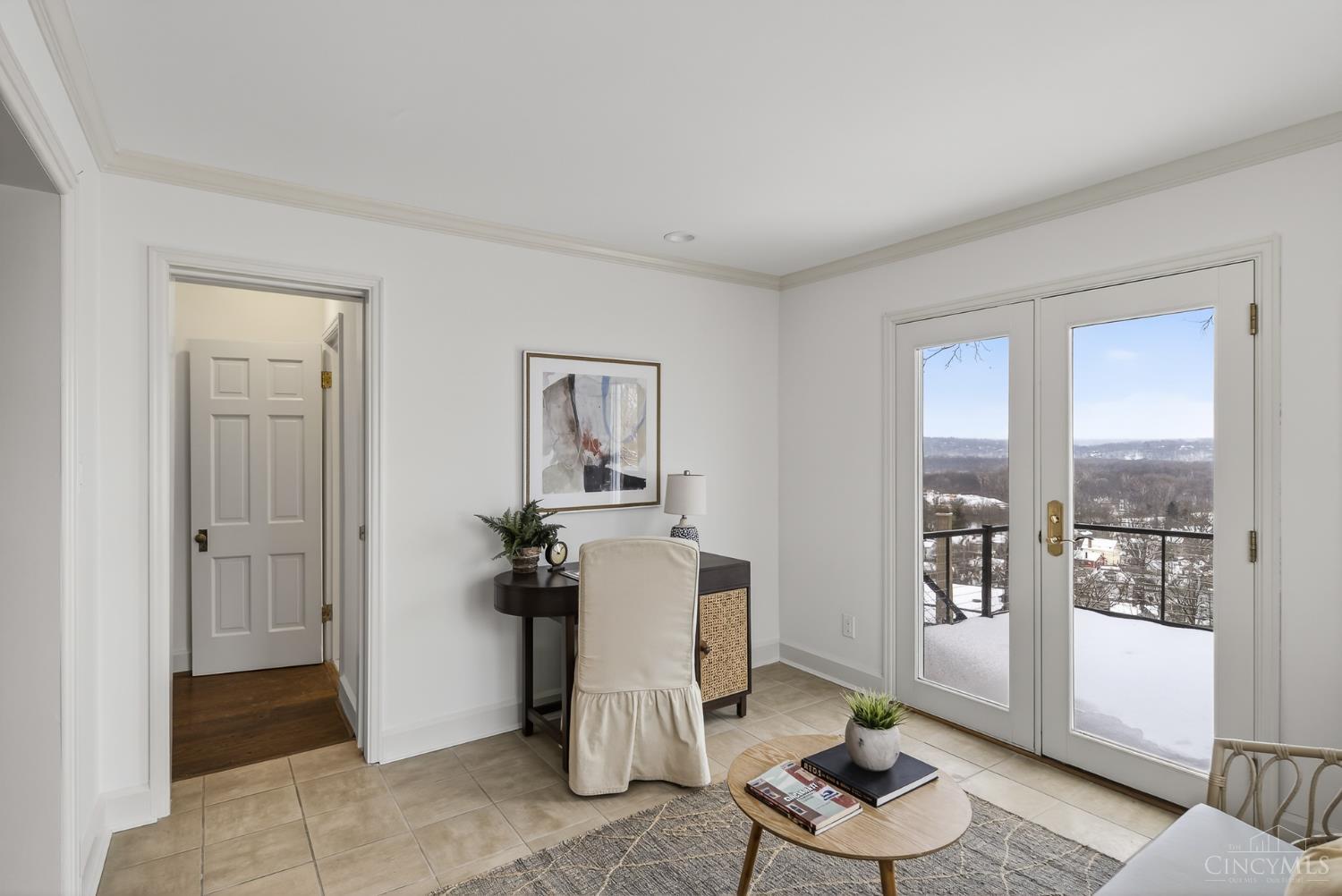 1002 Richwood Circle