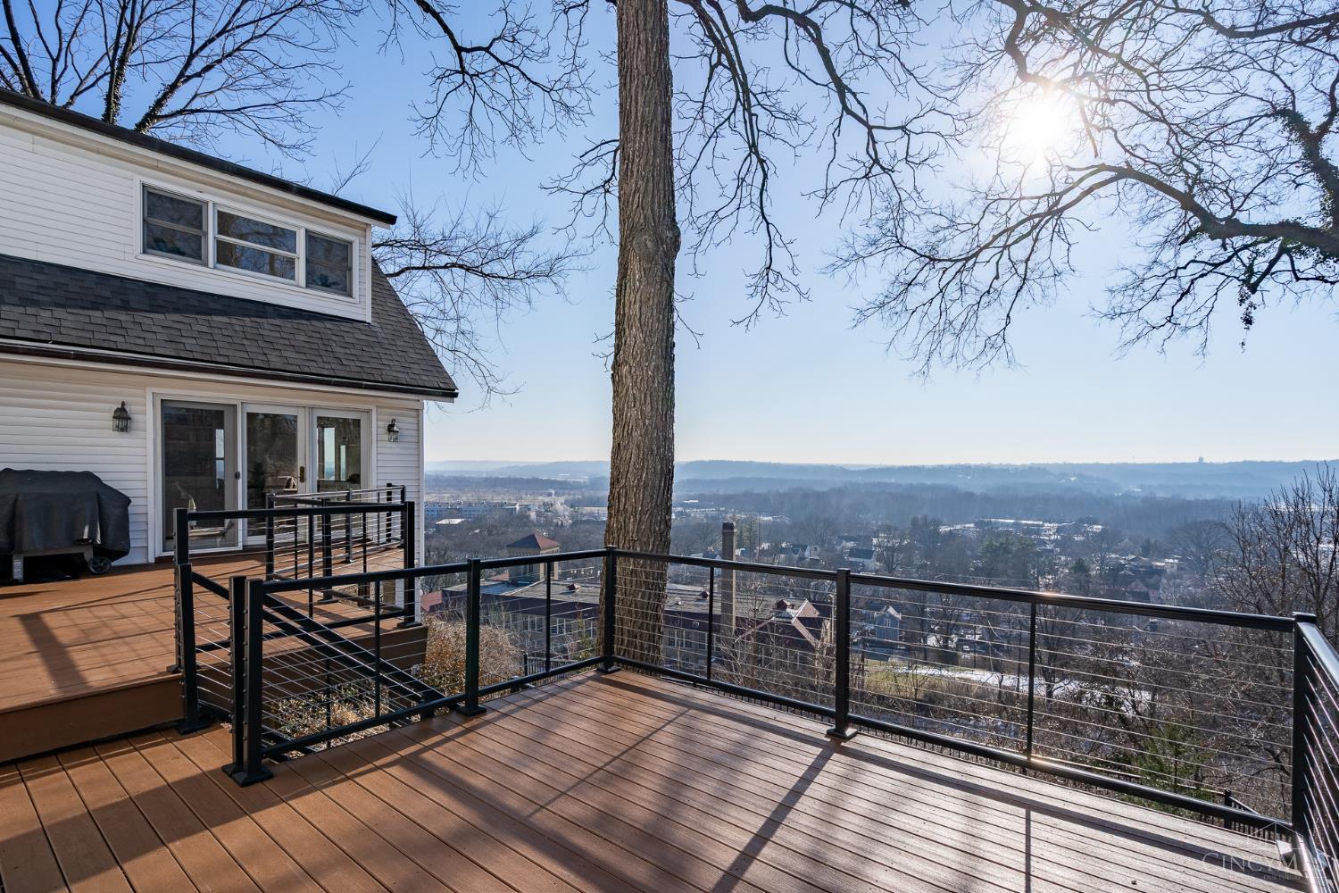 1002 Richwood Circle