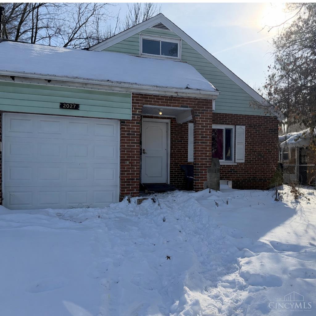 2027 Sundale Avenue