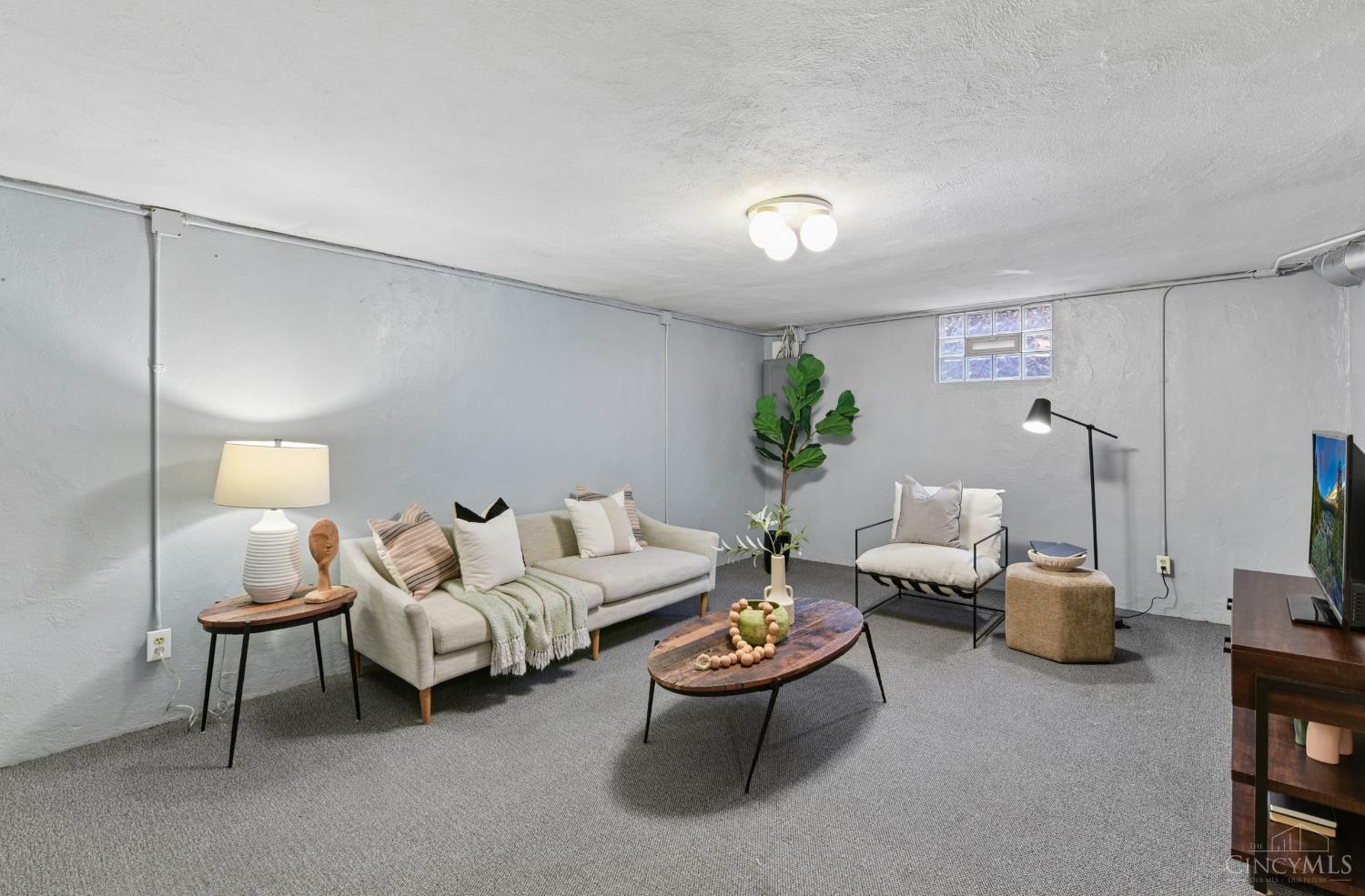 3281 Pickbury Drive