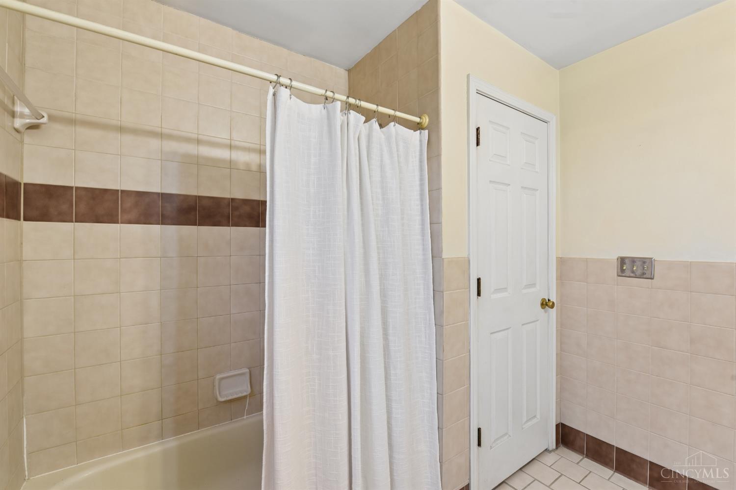 3281 Pickbury Drive