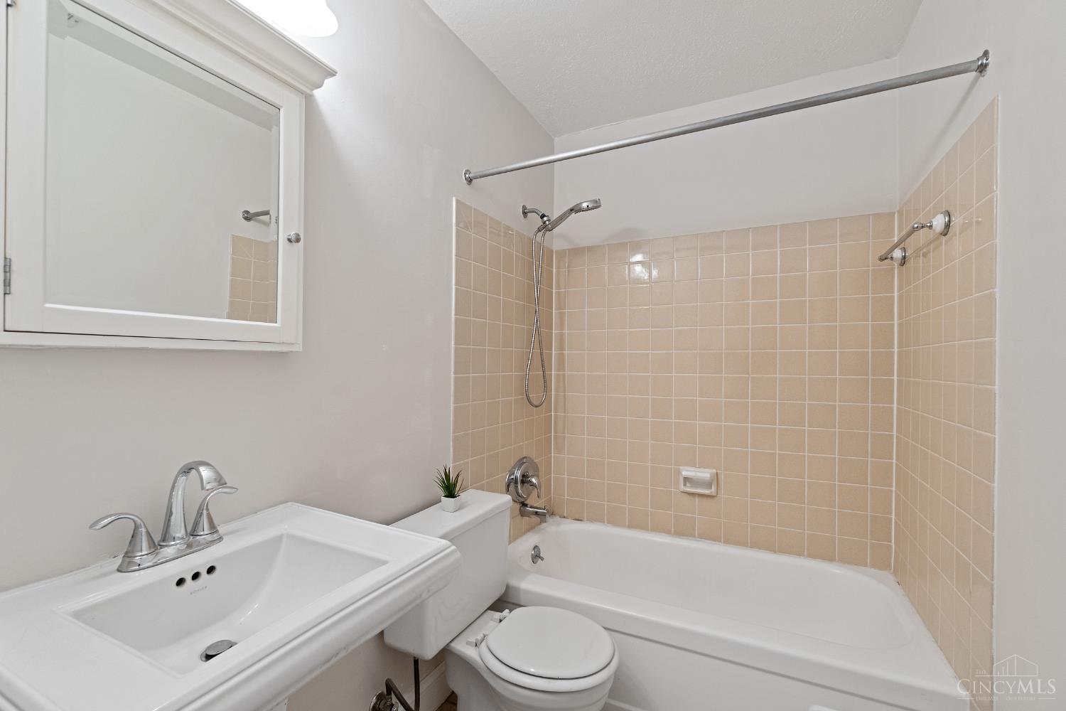 5753 Shirl Bar Circle