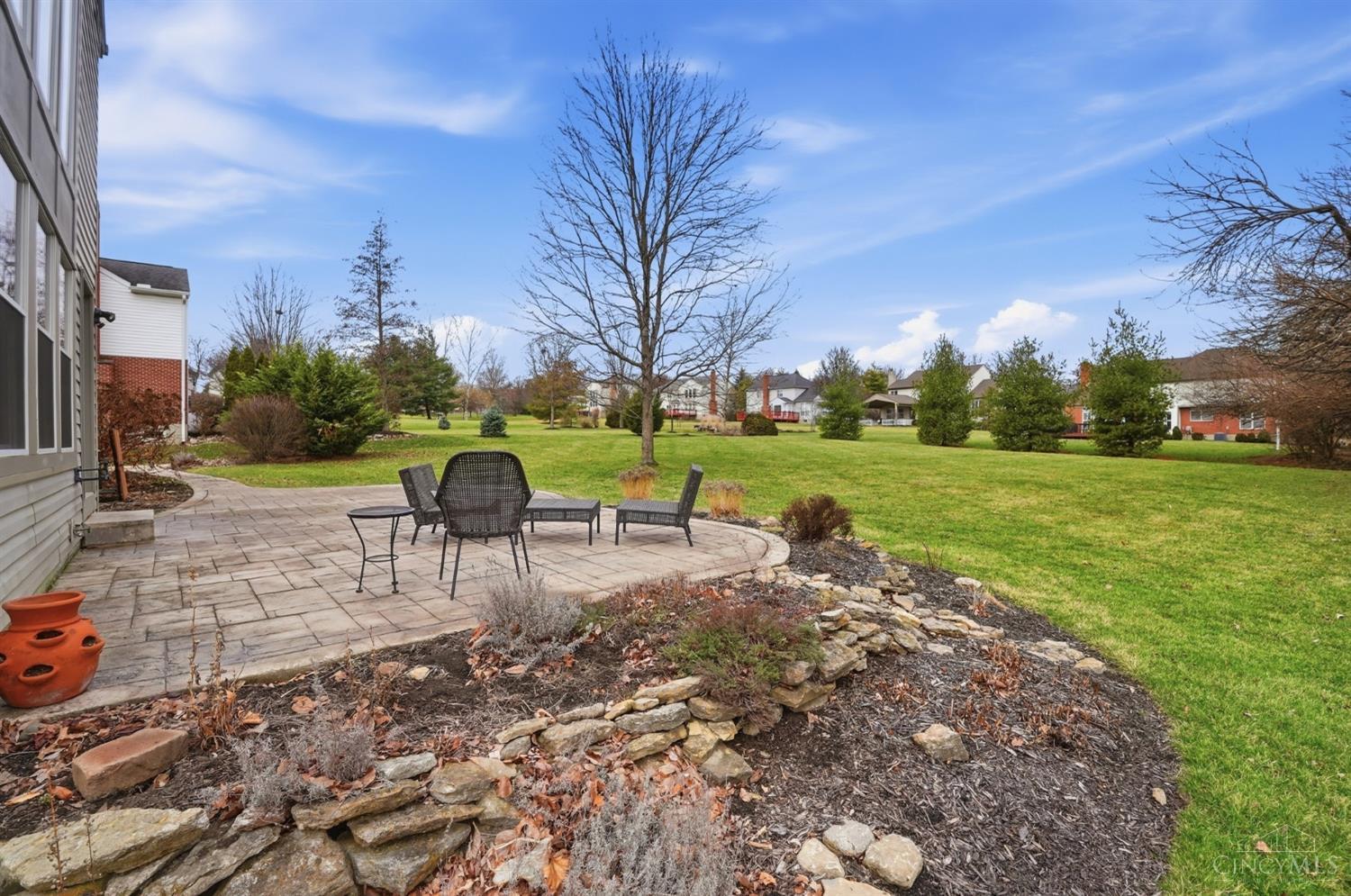 6238 Willow Crest Lane