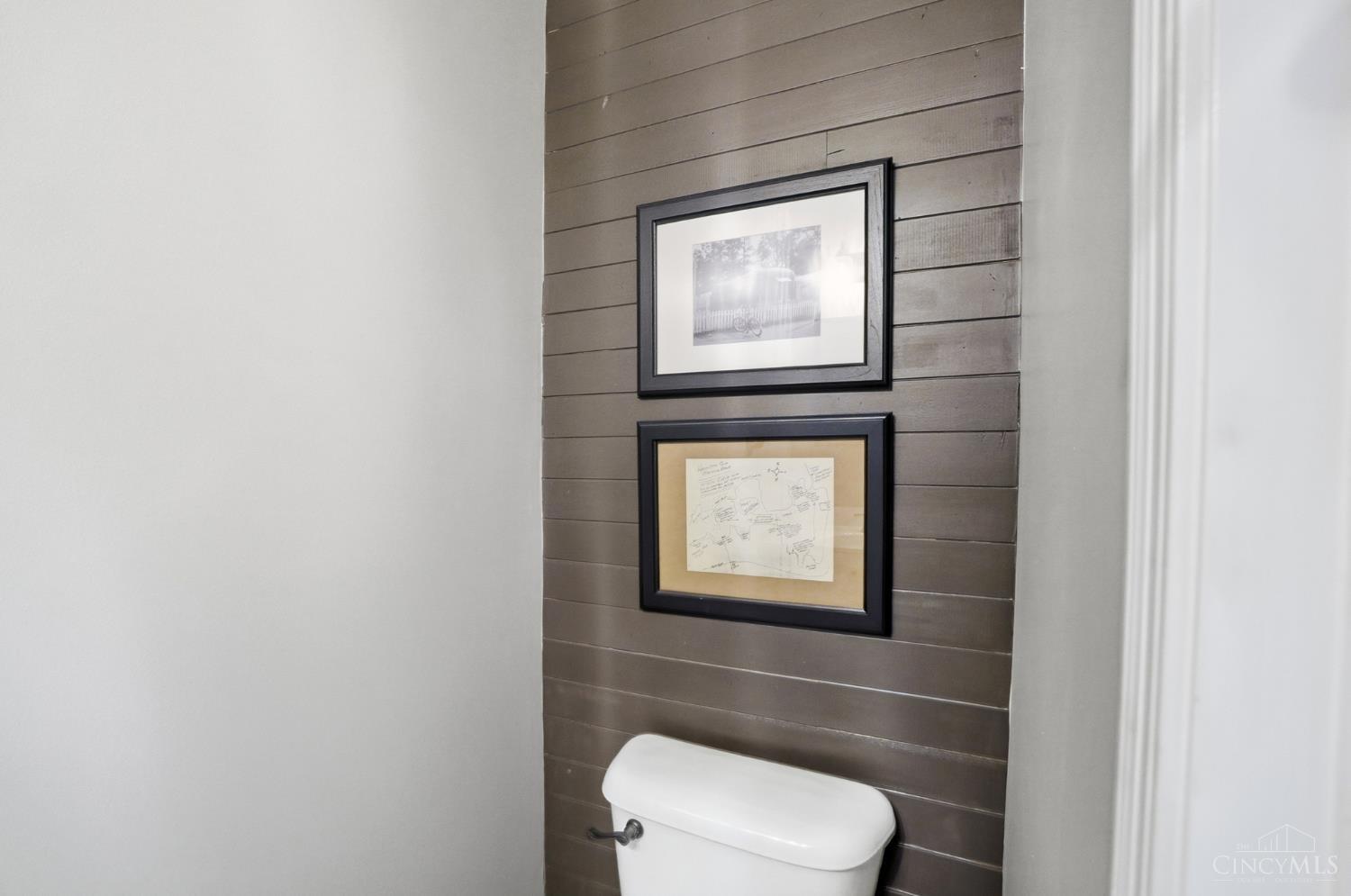 6238 Willow Crest Lane