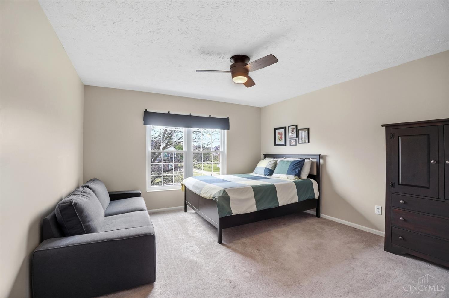 6238 Willow Crest Lane