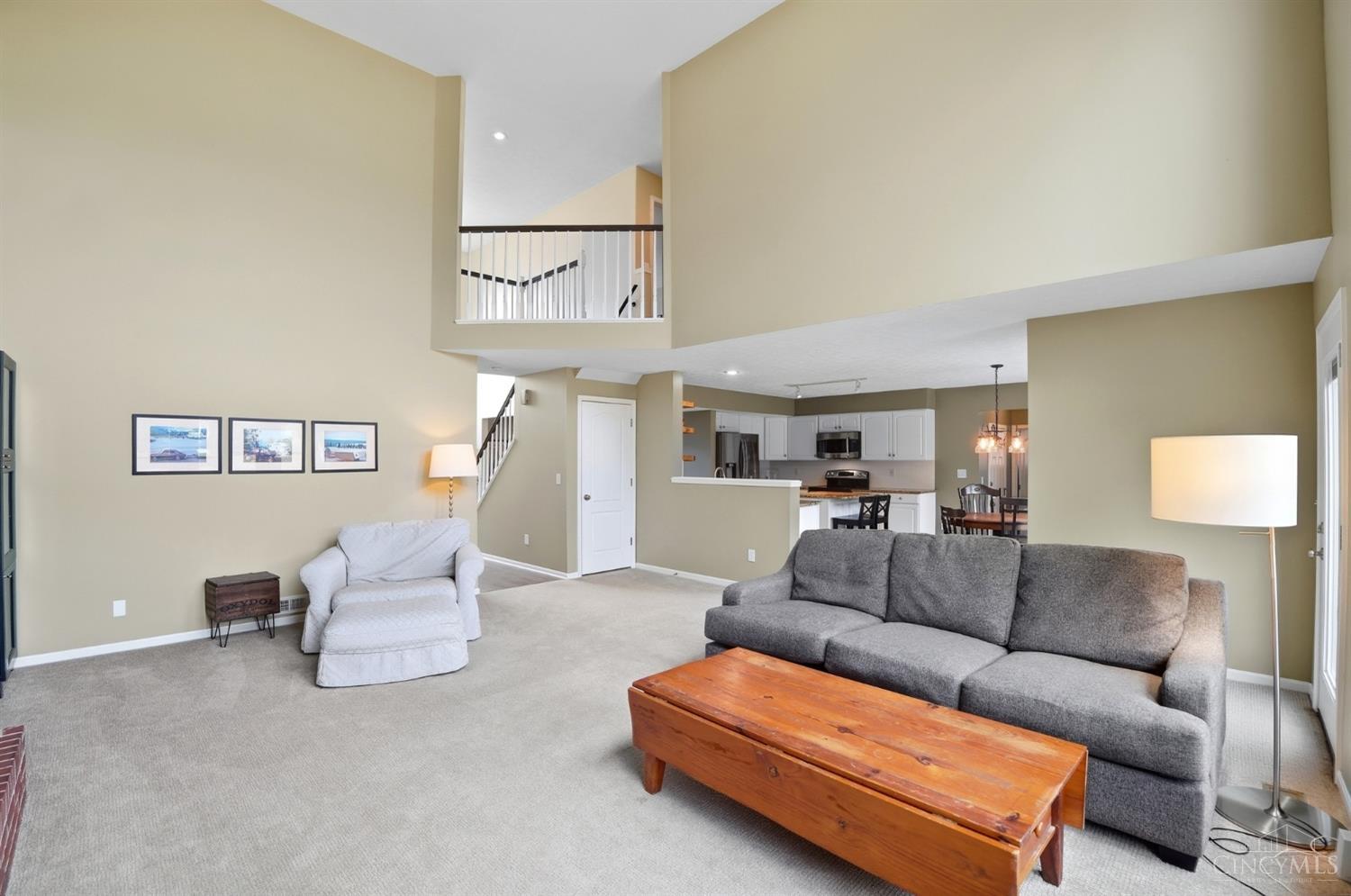 6238 Willow Crest Lane