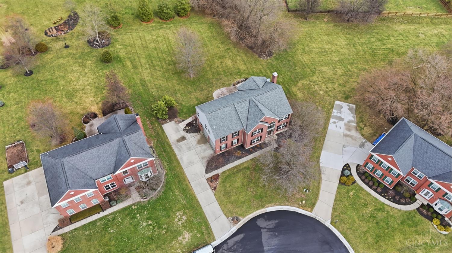 6238 Willow Crest Lane