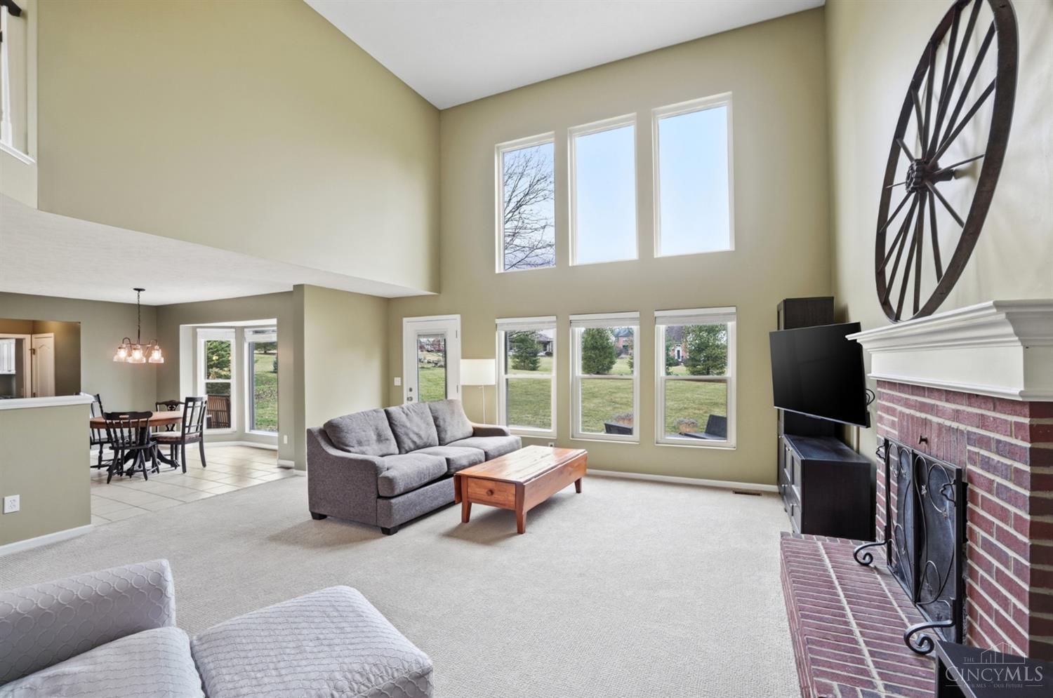 6238 Willow Crest Lane